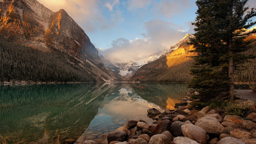 Canada Banff National Park Lake Stones