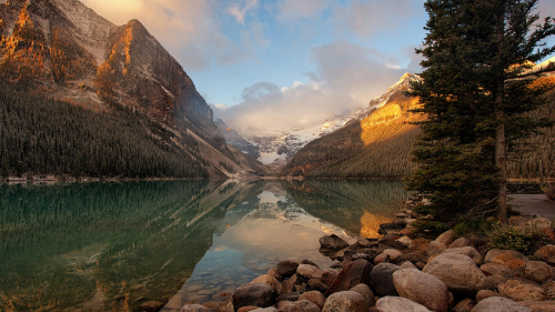 Canada Banff National Park Lake Stones