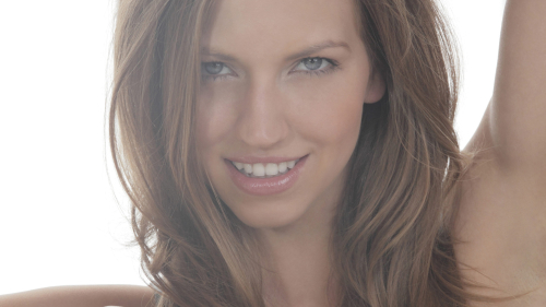 Eufrat Pretty Sexy Hot Lady with Cute Face