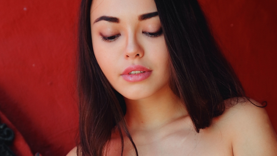 Li Moon Hot Pretty Shy Girl