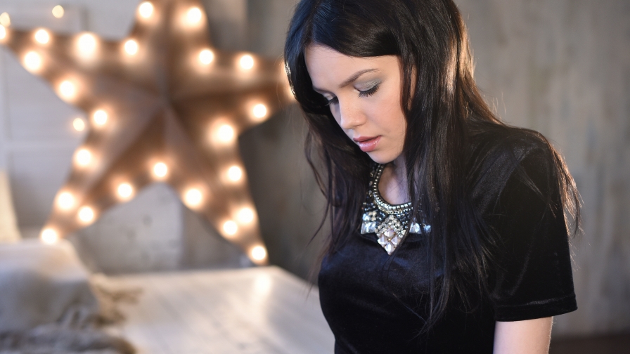 Lily Sands Hot Pretty Young Shy Lady