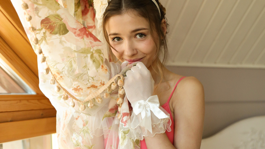 Mila Azul Hot Shy Girl