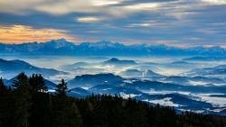 Wonderful Foggy Mountain Valley